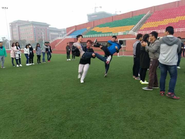 QQ图片20161111205944.jpg
