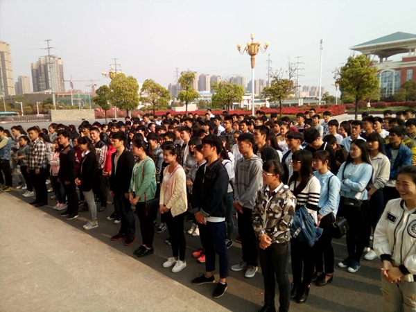 QQ图片20160414102940.jpg